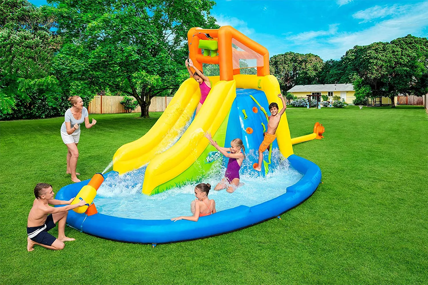 Bestway Mount Splashmore Mega WaterPark (14'3" x 9'5" x 8'9"/4.35m x 2.86m x 2.67m)