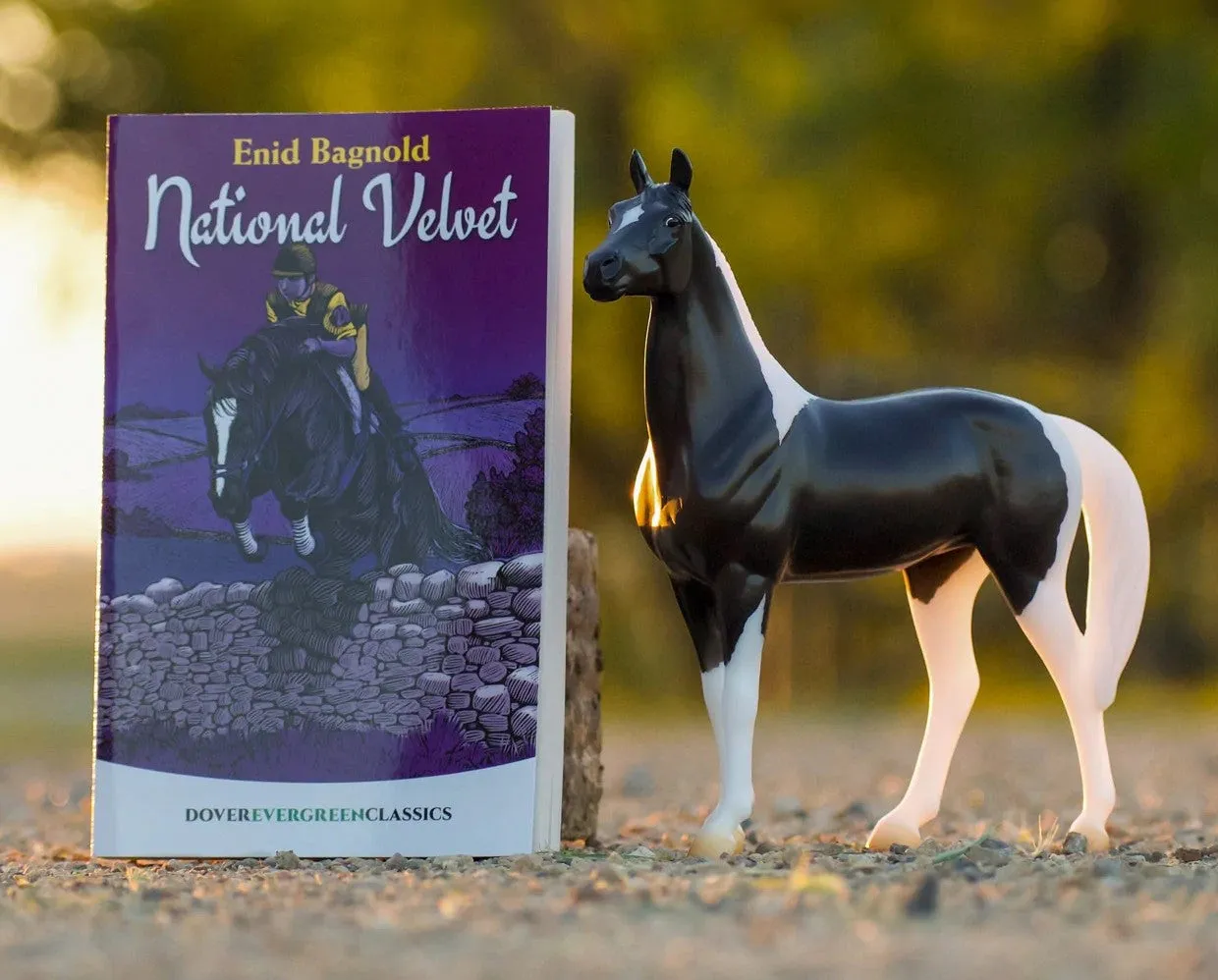 Breyer National Velvet Horse & Book Set