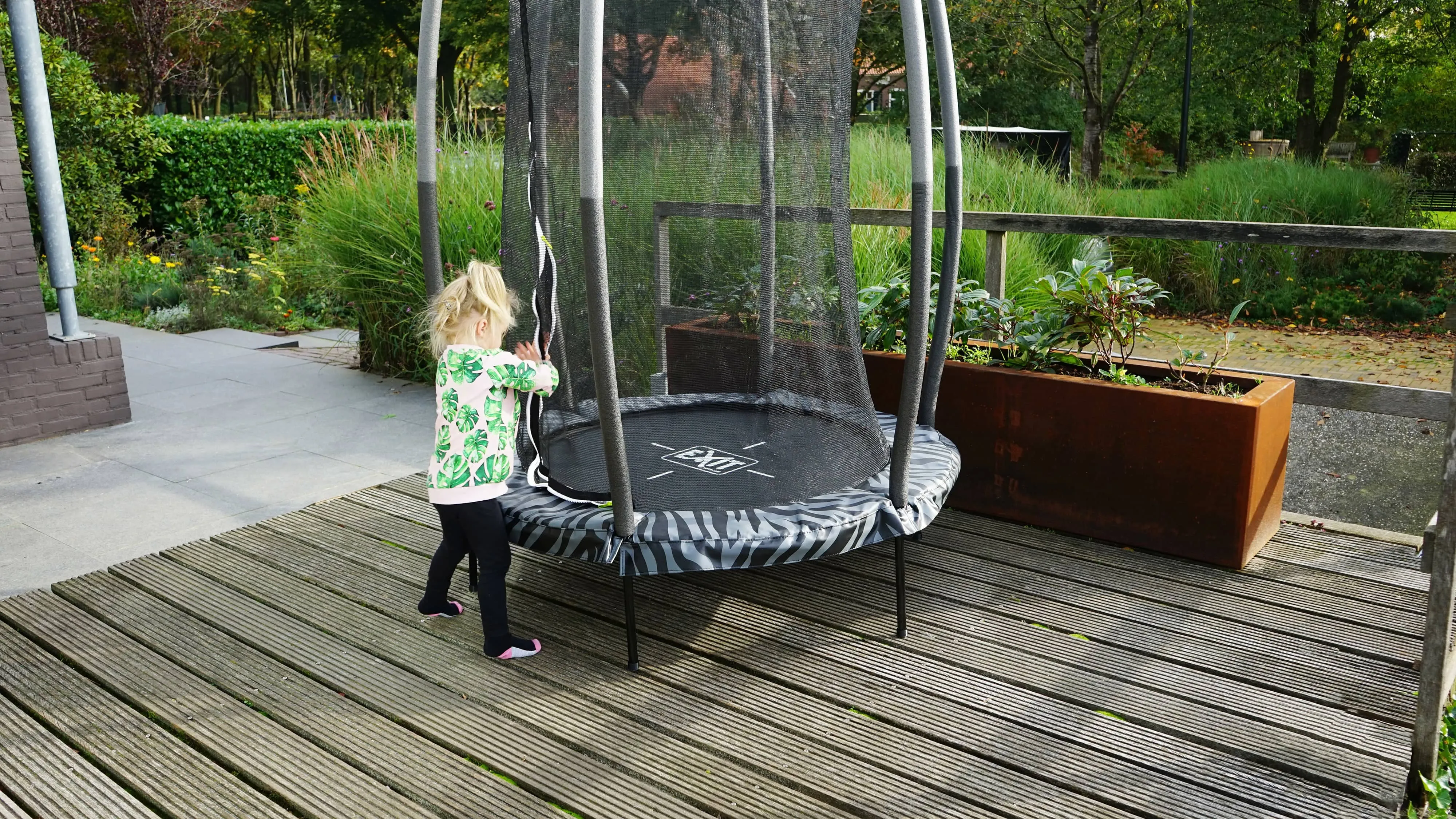 Exit Tiggy Junior Trampoline With Safety Net Ø140cm Black- Grey/Green