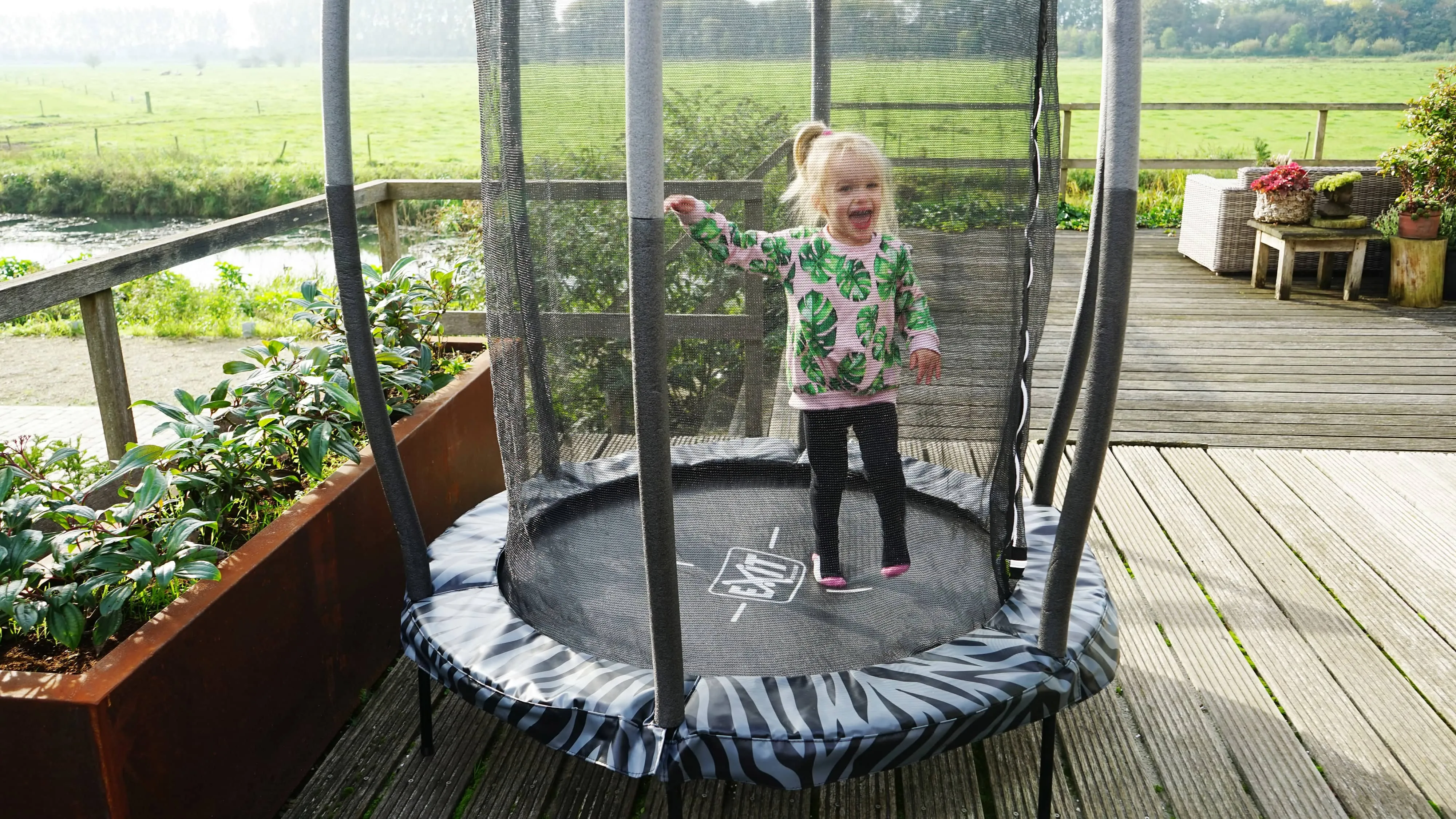 Exit Tiggy Junior Trampoline With Safety Net Ø140cm Black- Grey/Green