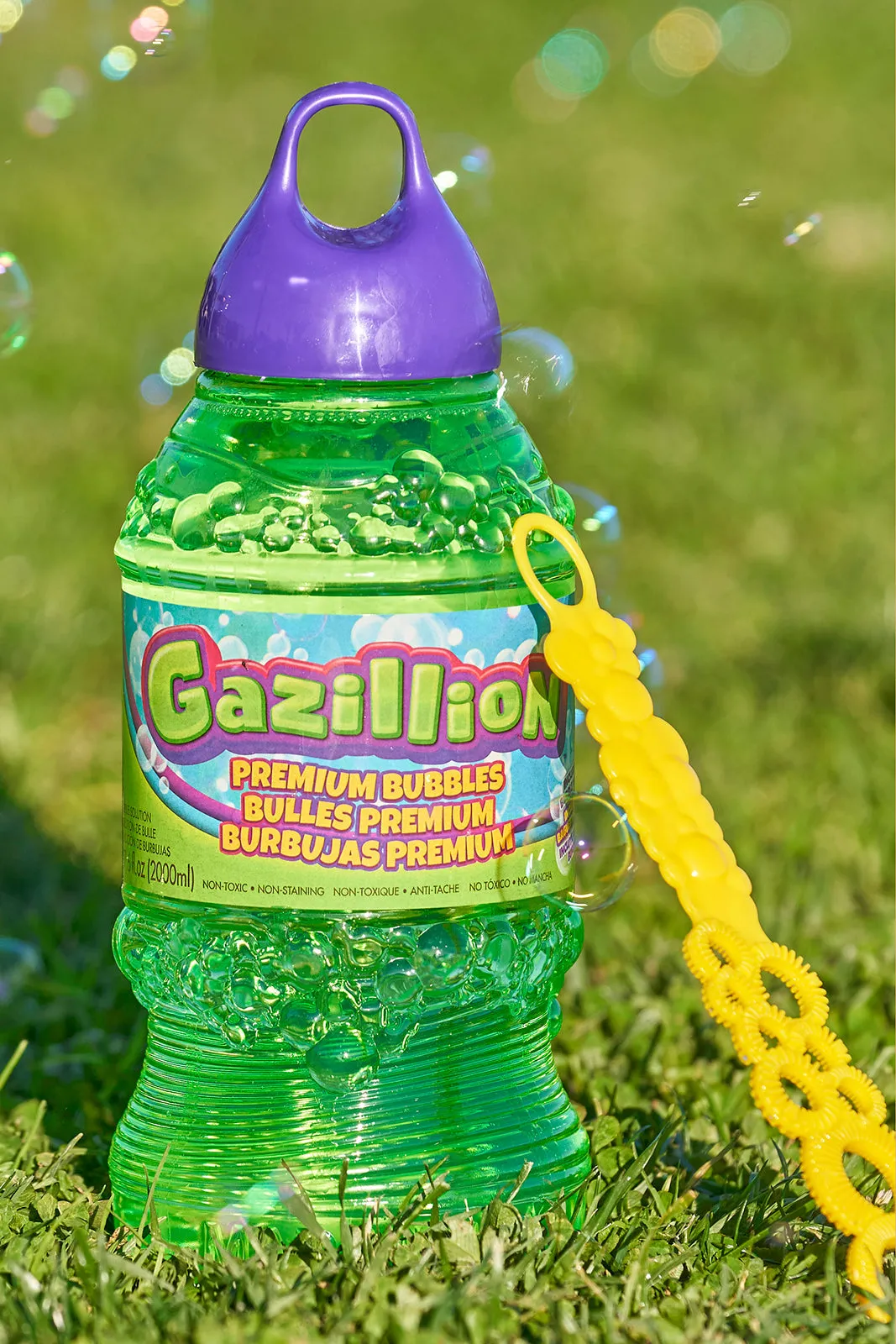 Gazillion Unisex Green Bubbles With Wand (2 Ltr)