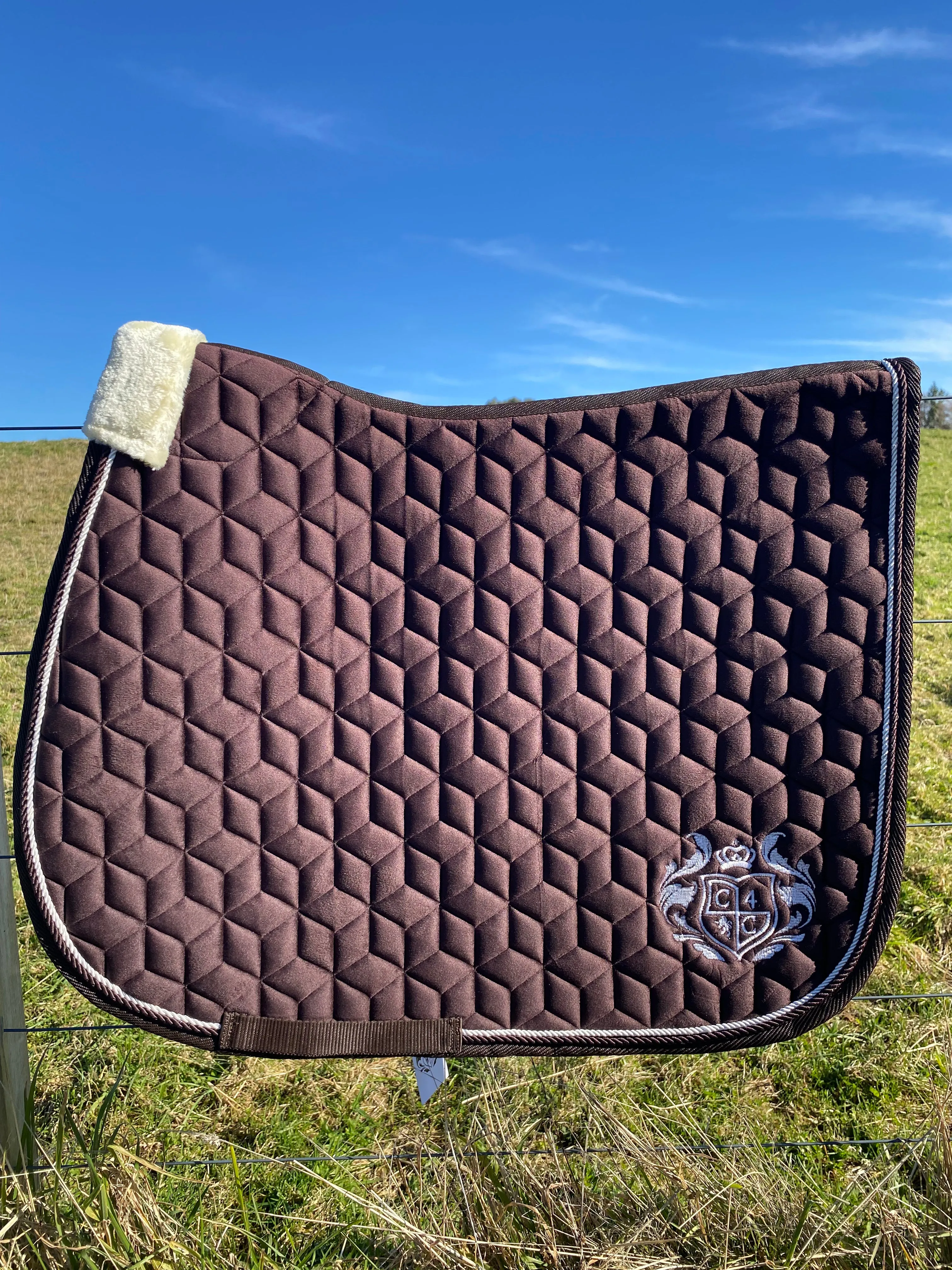 Plush Saddle Blanket – Full