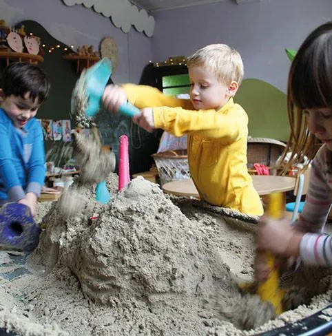 Quut multifunctioneel strandspeelgoed - Triplet Green